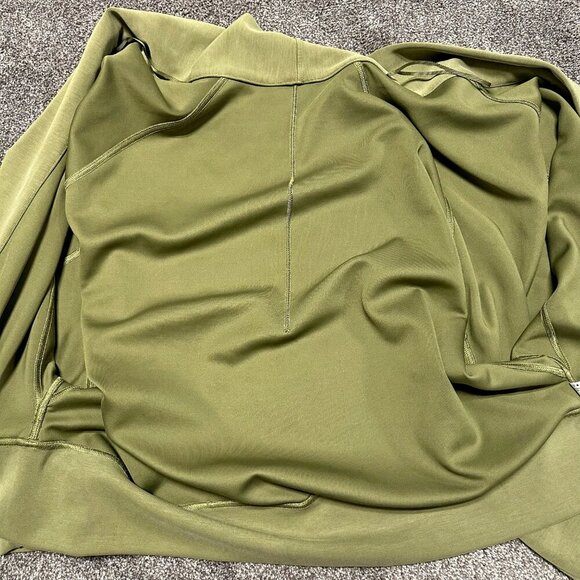 Lululemon Softstreme Dropped Sleeve Wrap - Picture 9 of 11